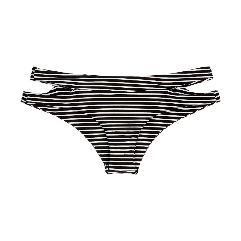 Puka Puka Bottom In Classic Stripe