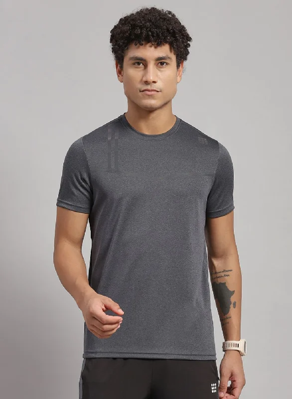 Men Grey Solid T-Shirt